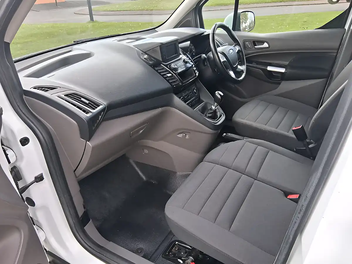Used 2021 Ford Transit Connect Limited White - Interior and Exterior details 11