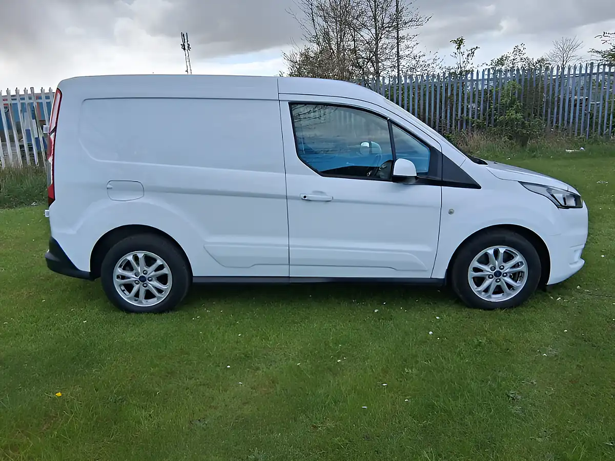Used 2021 Ford Transit Connect Limited White - Interior and Exterior details 6