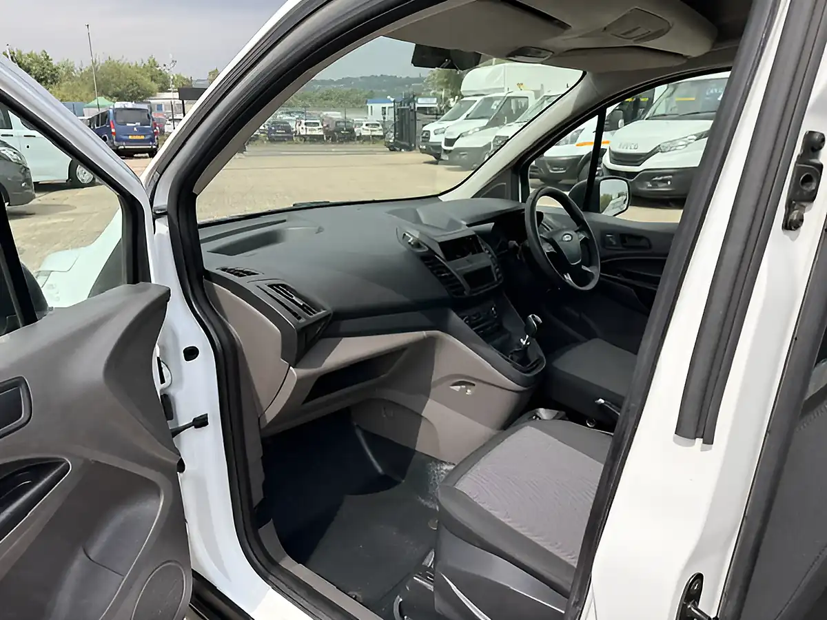 Used 2021 Ford Transit Connect Lwb Crew Van White - Interior and Exterior details 13