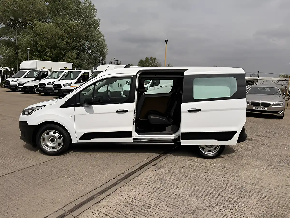 Used 2021 Ford Transit Connect Lwb Crew Van White - Interior and Exterior details 9
