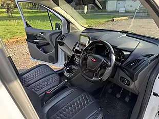 Used 2021 Ford Transit Connect Ms-Rt R120 Ltd White - Interior and Exterior details 4