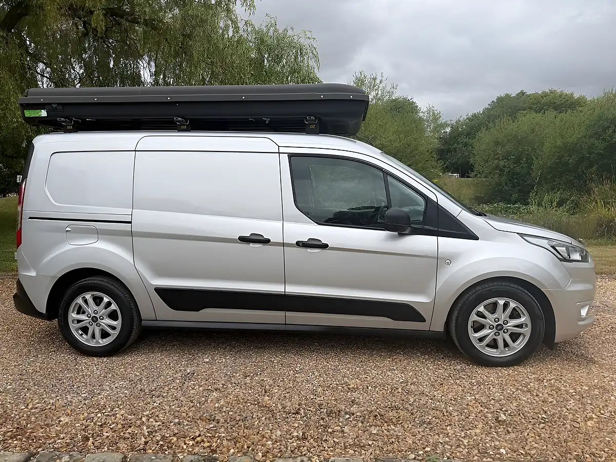 Used 2021 Ford Transit Connect Trend Crew Van Double Cab Silver - Interior and Exterior details 7