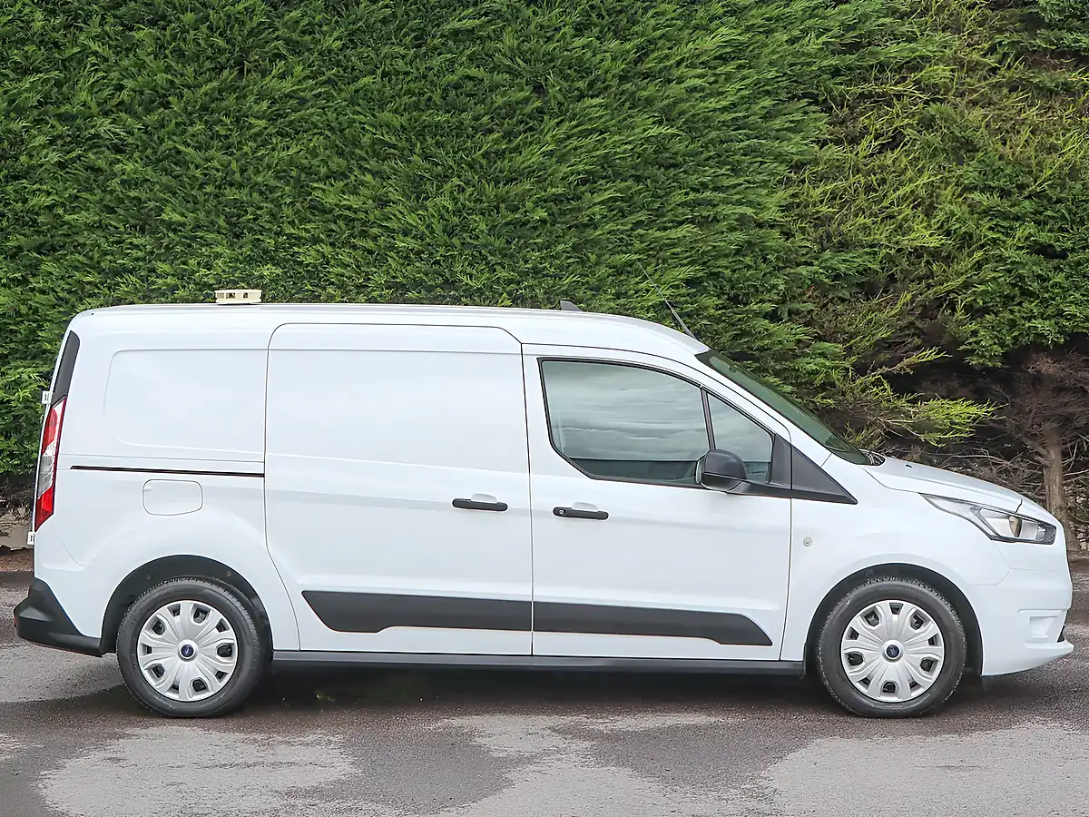 Used 2021 Ford Transit Connect Trend Frozen White - Interior and Exterior details 3