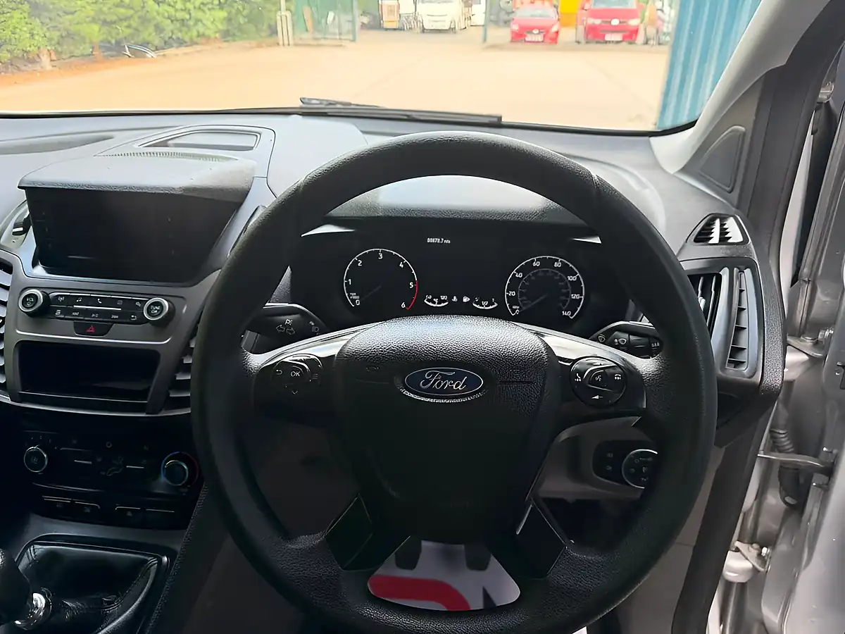 Used 2021 Ford Transit Connect Trend Moondust Silver - Interior and Exterior details 12