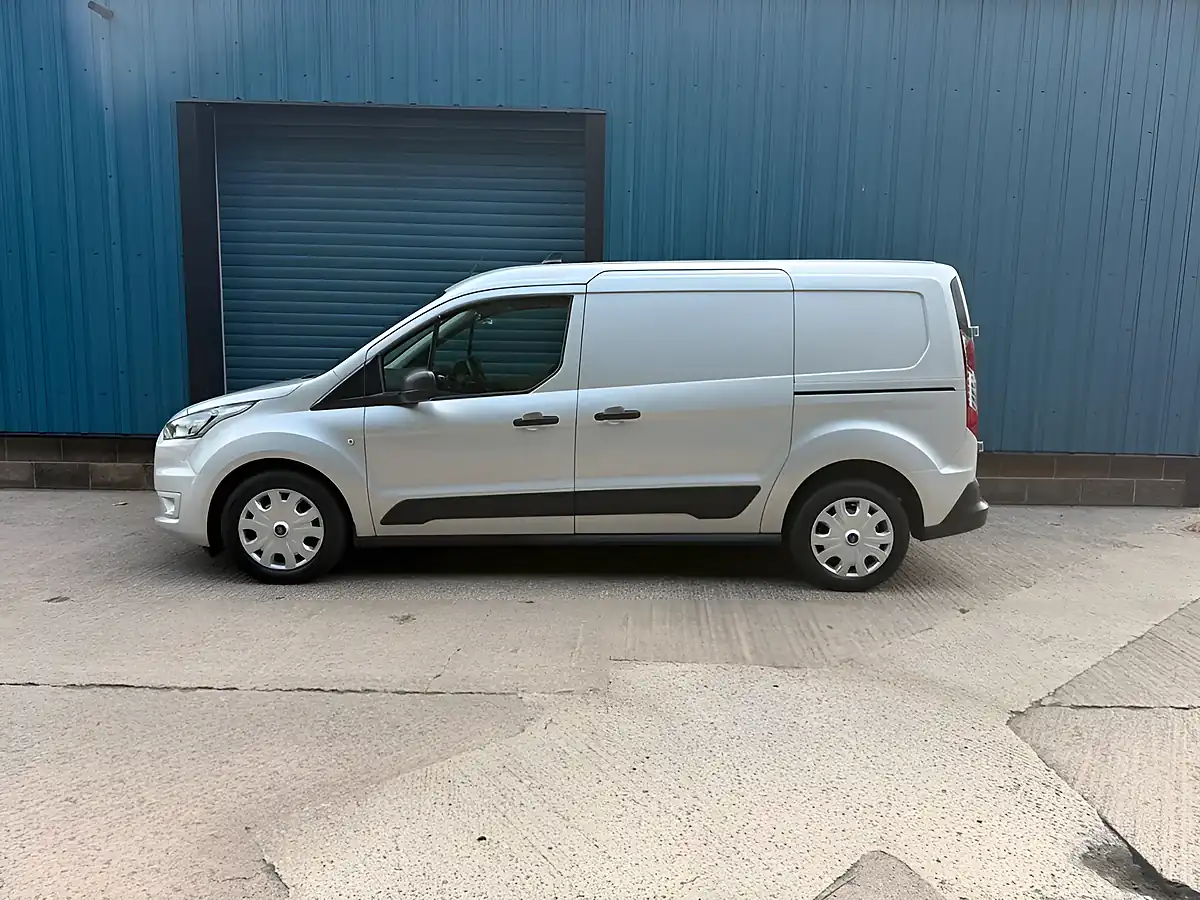 Used 2021 Ford Transit Connect Trend Moondust Silver - Interior and Exterior details 4