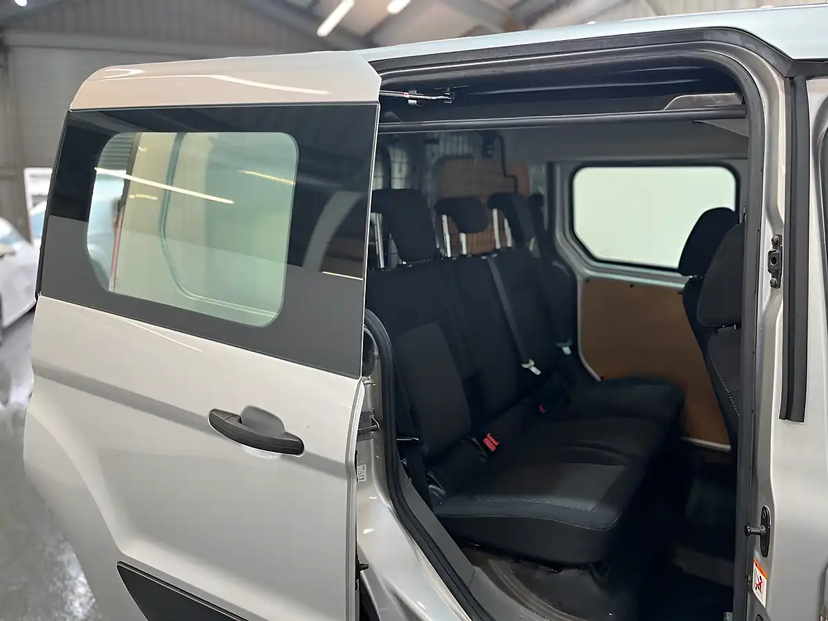 Used 2021 Ford Transit Connect Trend Silver - Interior and Exterior details 11