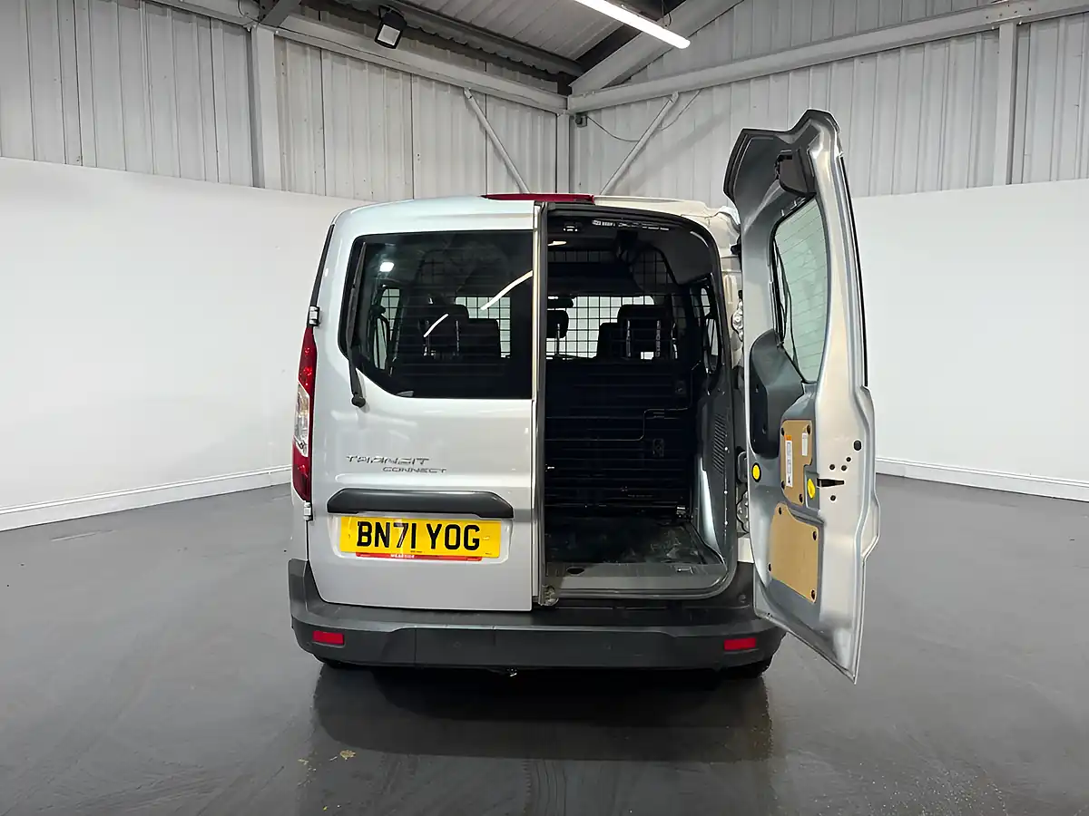Used 2021 Ford Transit Connect Trend Silver - Interior and Exterior details 18