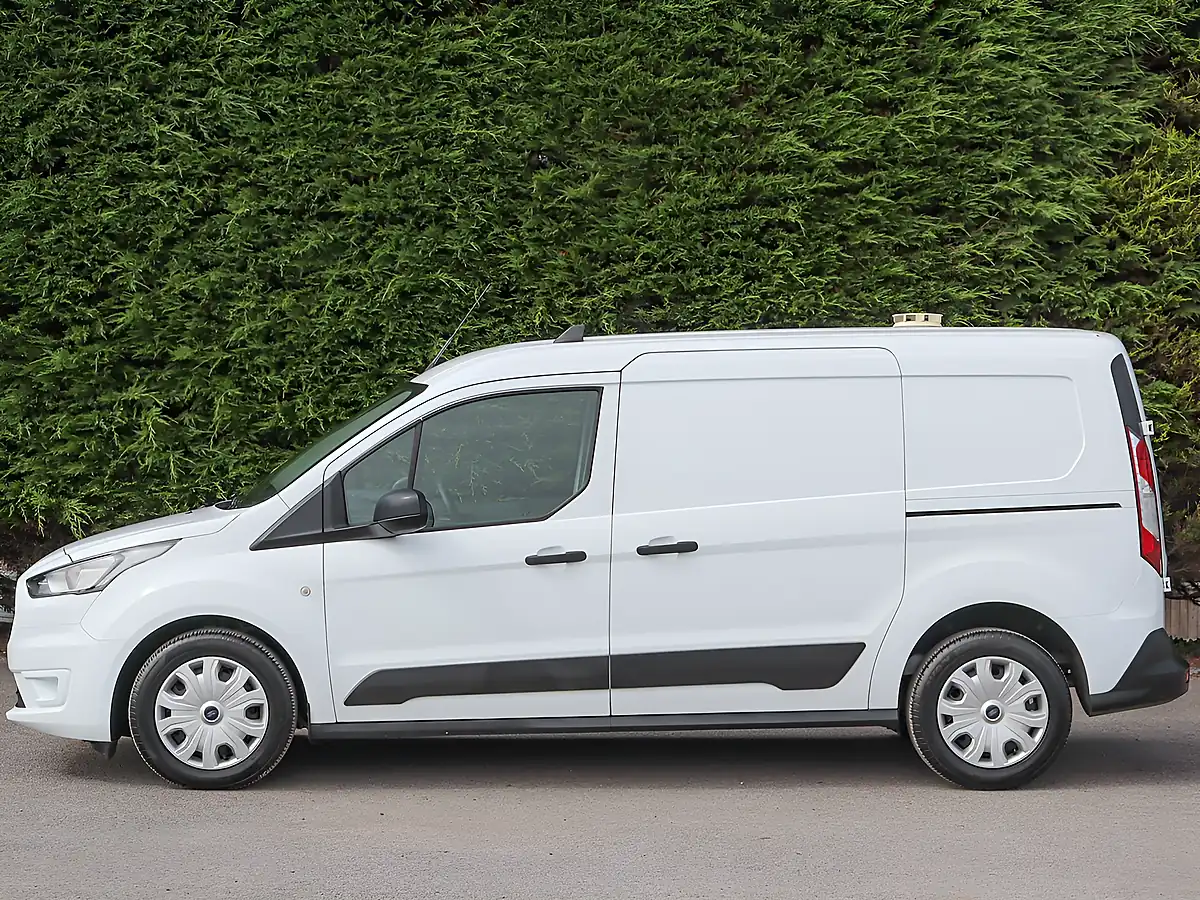 Used 2021 Ford Transit Connect Trend White - Interior and Exterior details 13