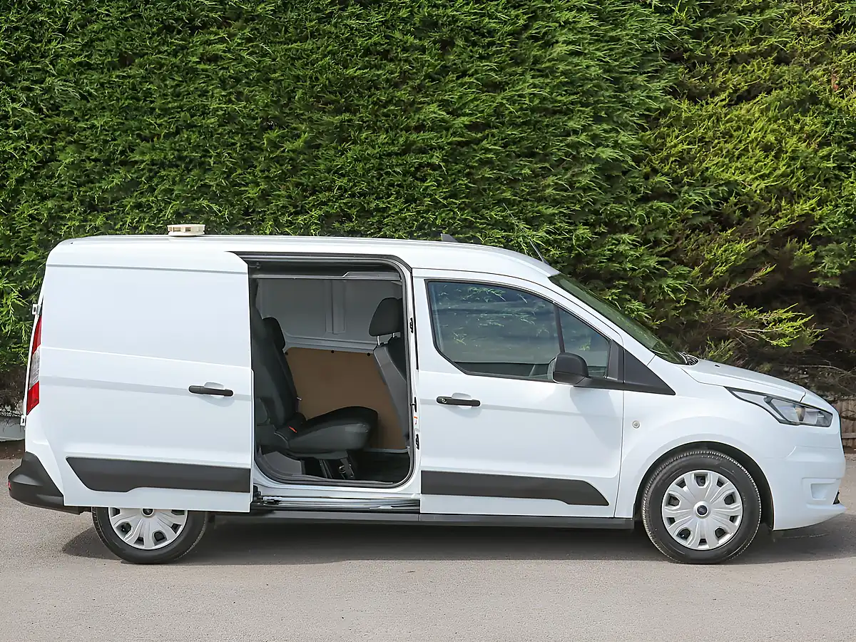 Used 2021 Ford Transit Connect Trend White - Interior and Exterior details 4