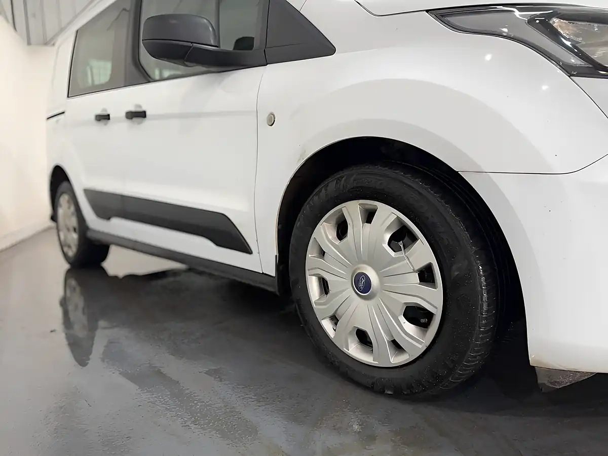 Used 2021 Ford Transit Connect Trend White - Interior and Exterior details 5
