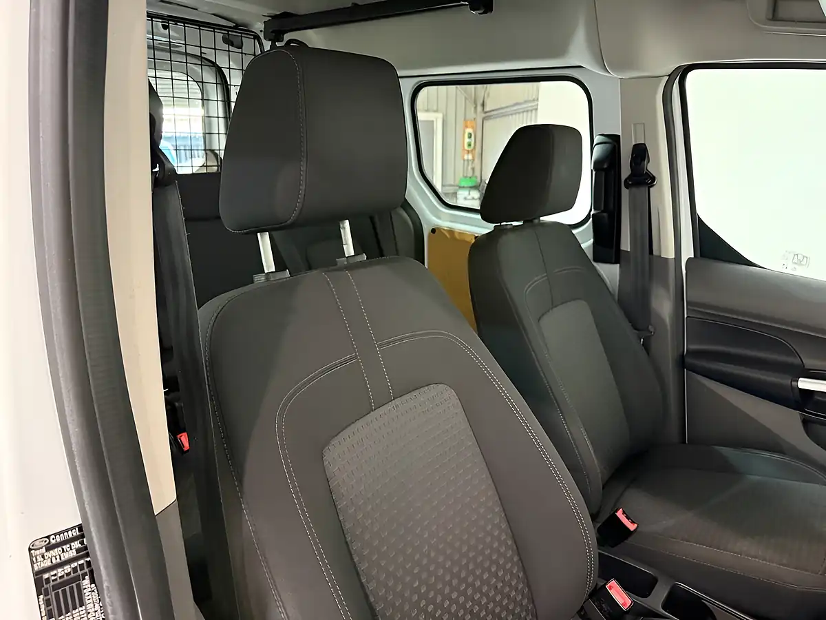 Used 2021 Ford Transit Connect Trend White - Interior and Exterior details 8