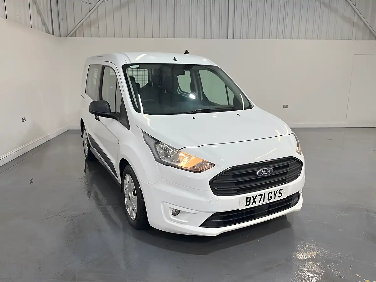 Used 2021 Ford Transit Connect Trend White - Front View