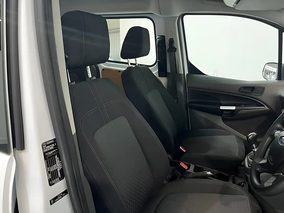 Used 2021 Ford Transit Connect Trend White - Interior and Exterior details 10