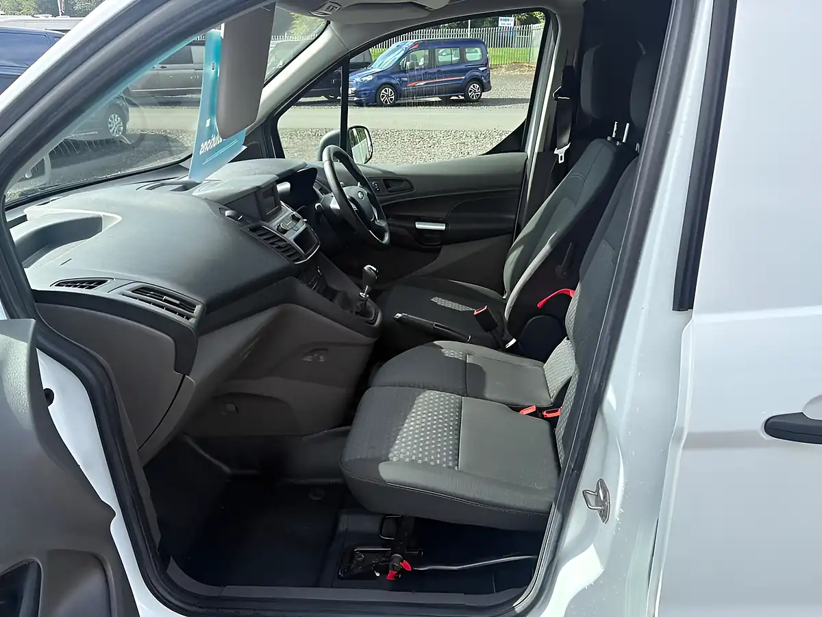 Used 2021 Ford Transit Connect Trend White - Interior and Exterior details 12