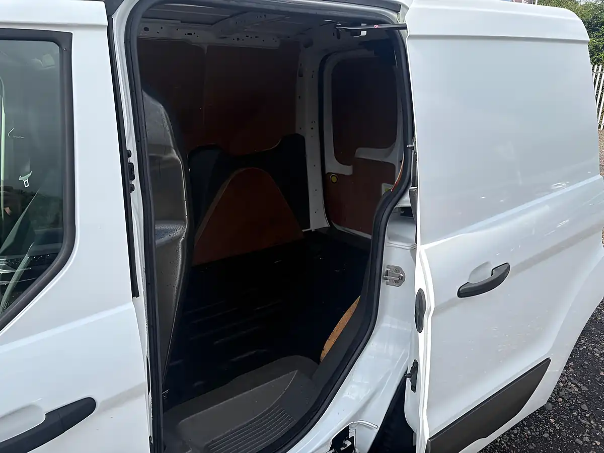 Used 2021 Ford Transit Connect Trend White - Interior and Exterior details 9