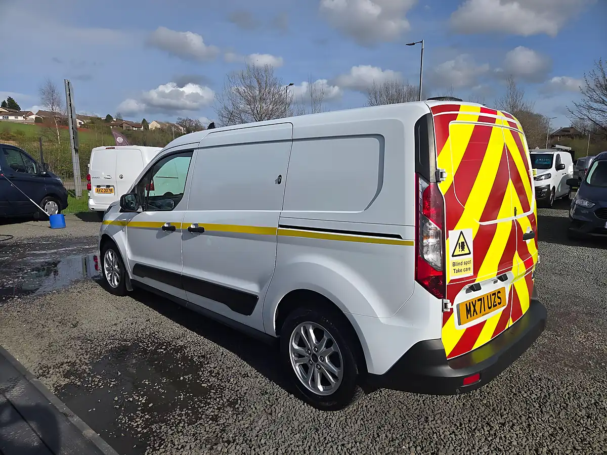 Used 2021 Ford Transit Connect Trend White - Interior and Exterior details 14