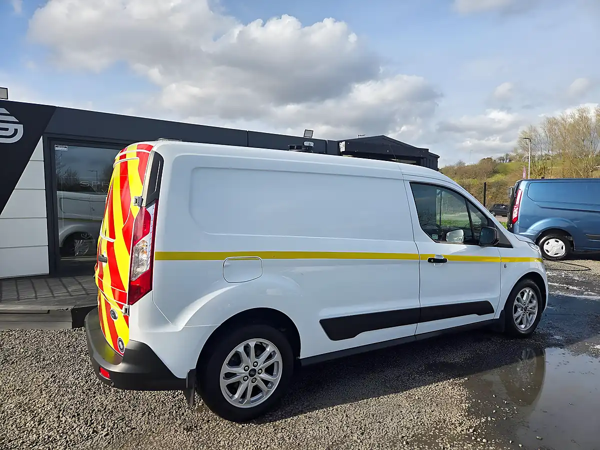 Used 2021 Ford Transit Connect Trend White - Interior and Exterior details 4
