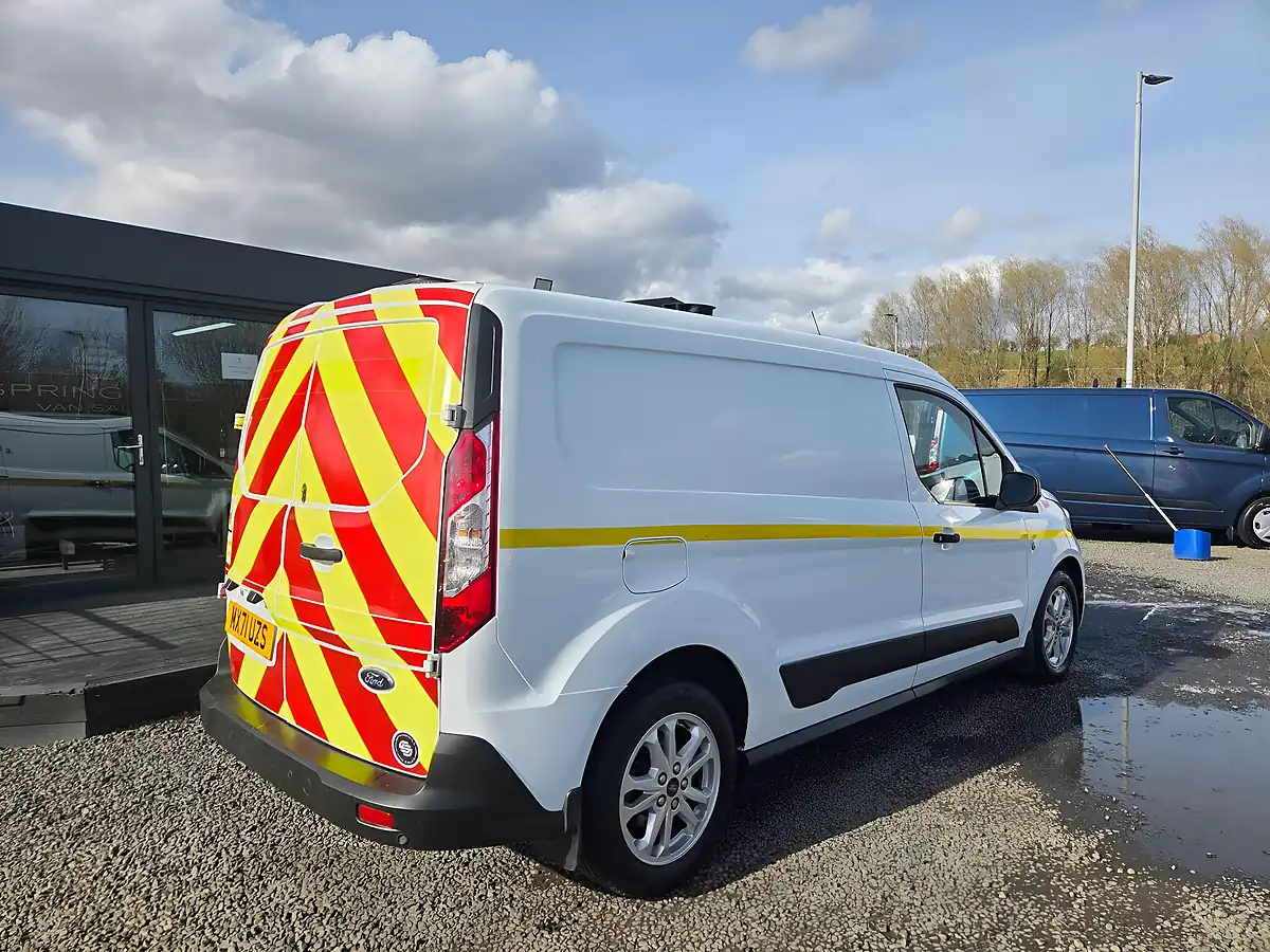 Used 2021 Ford Transit Connect Trend White - Interior and Exterior details 5
