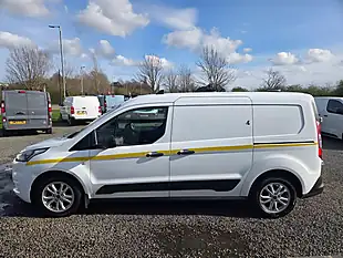 Used 2021 Ford Transit Connect Trend White - Interior and Exterior details 8