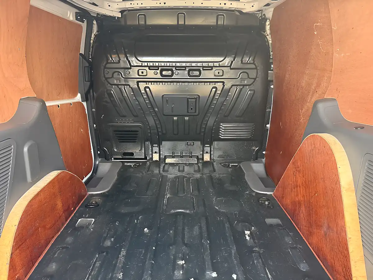 Used 2021 Ford Transit Connect Trend White - Interior and Exterior details 10