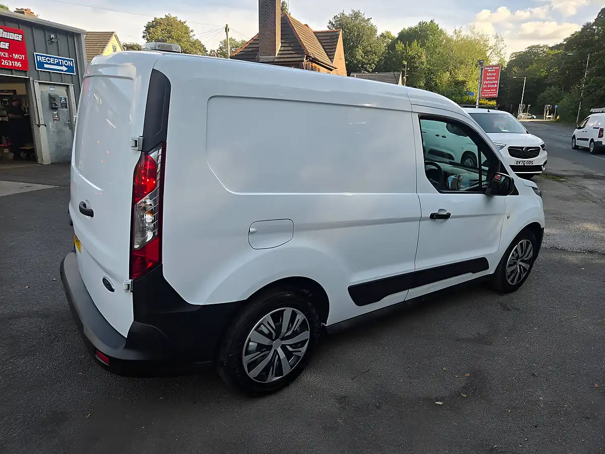 Used 2021 Ford Transit Connect Van White - Interior and Exterior details 10