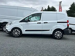 Used 2021 Ford Transit Courier Leader Frozen White - Interior and Exterior details 12