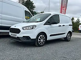 Used 2021 Ford Transit Courier Leader Frozen White - Interior and Exterior details 14