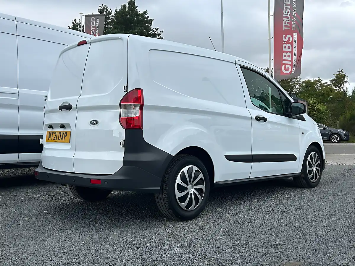 Used 2021 Ford Transit Courier Leader Frozen White - Interior and Exterior details 7