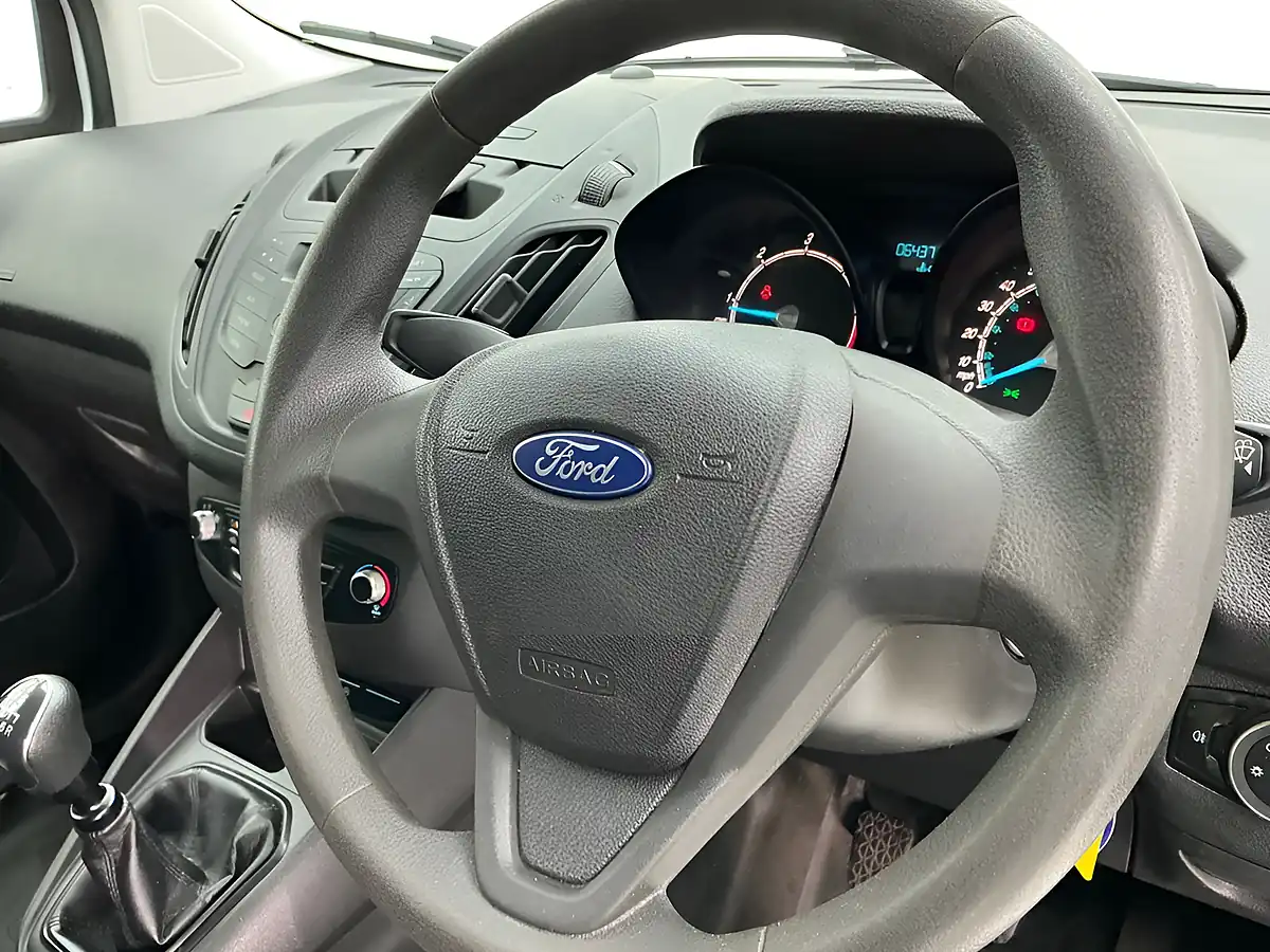 Used 2021 Ford Transit Courier Leader White - Interior and Exterior details 10