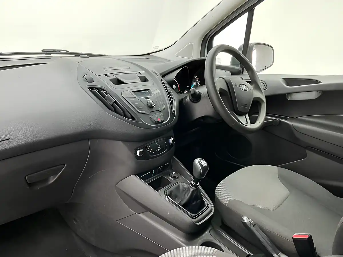 Used 2021 Ford Transit Courier Leader White - Interior and Exterior details 14