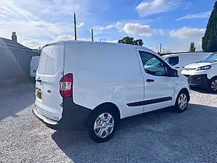 Used 2021 Ford Transit Courier Leader White - Interior and Exterior details 10