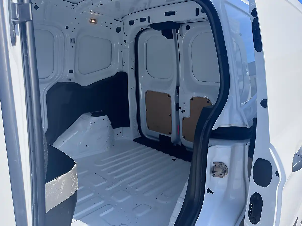 Used 2021 Ford Transit Courier Leader White - Interior and Exterior details 2