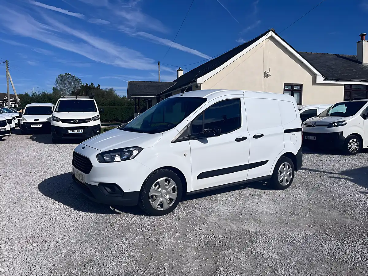 Used 2021 Ford Transit Courier Leader White - Interior and Exterior details 5