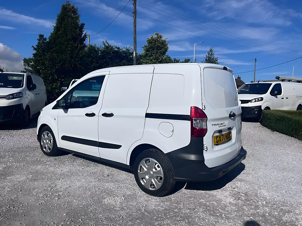 Used 2021 Ford Transit Courier Leader White - Interior and Exterior details 7