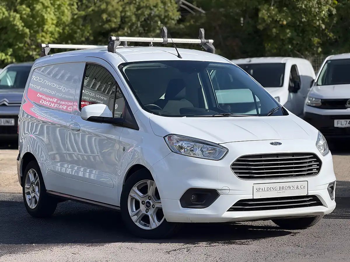 Used 2021 Ford Transit Courier Limited Frozen White - Front View