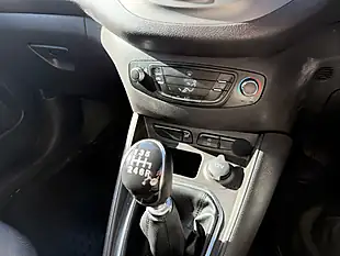 Used 2021 Ford Transit Courier Limited Frozen White - Interior and Exterior details 16