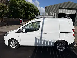 Used 2021 Ford Transit Courier Limited Frozen White - Interior and Exterior details 8