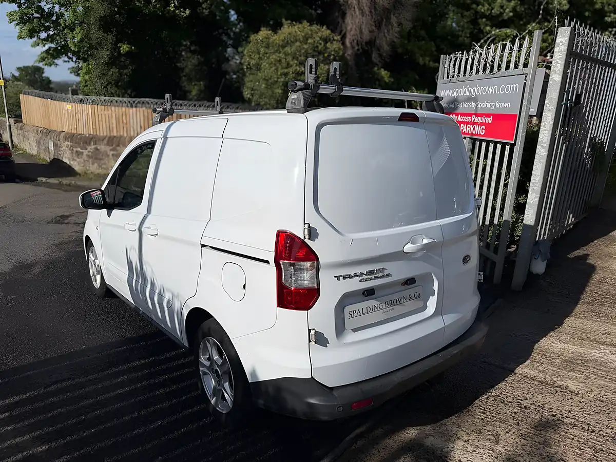 Used 2021 Ford Transit Courier Limited Frozen White - Interior and Exterior details 9