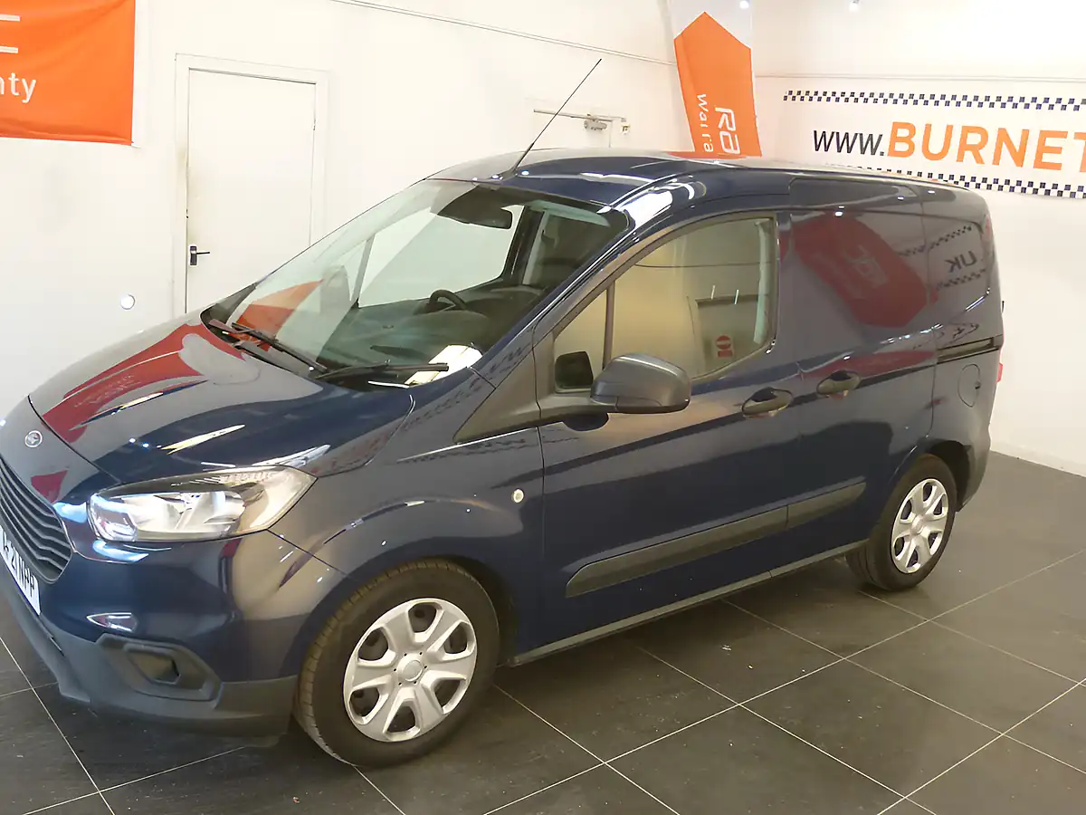 Used 2021 Ford Transit Courier Trend Blue - Interior and Exterior details 10