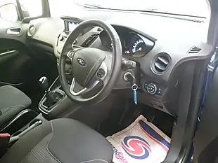 Used 2021 Ford Transit Courier Trend Blue - Interior and Exterior details 12