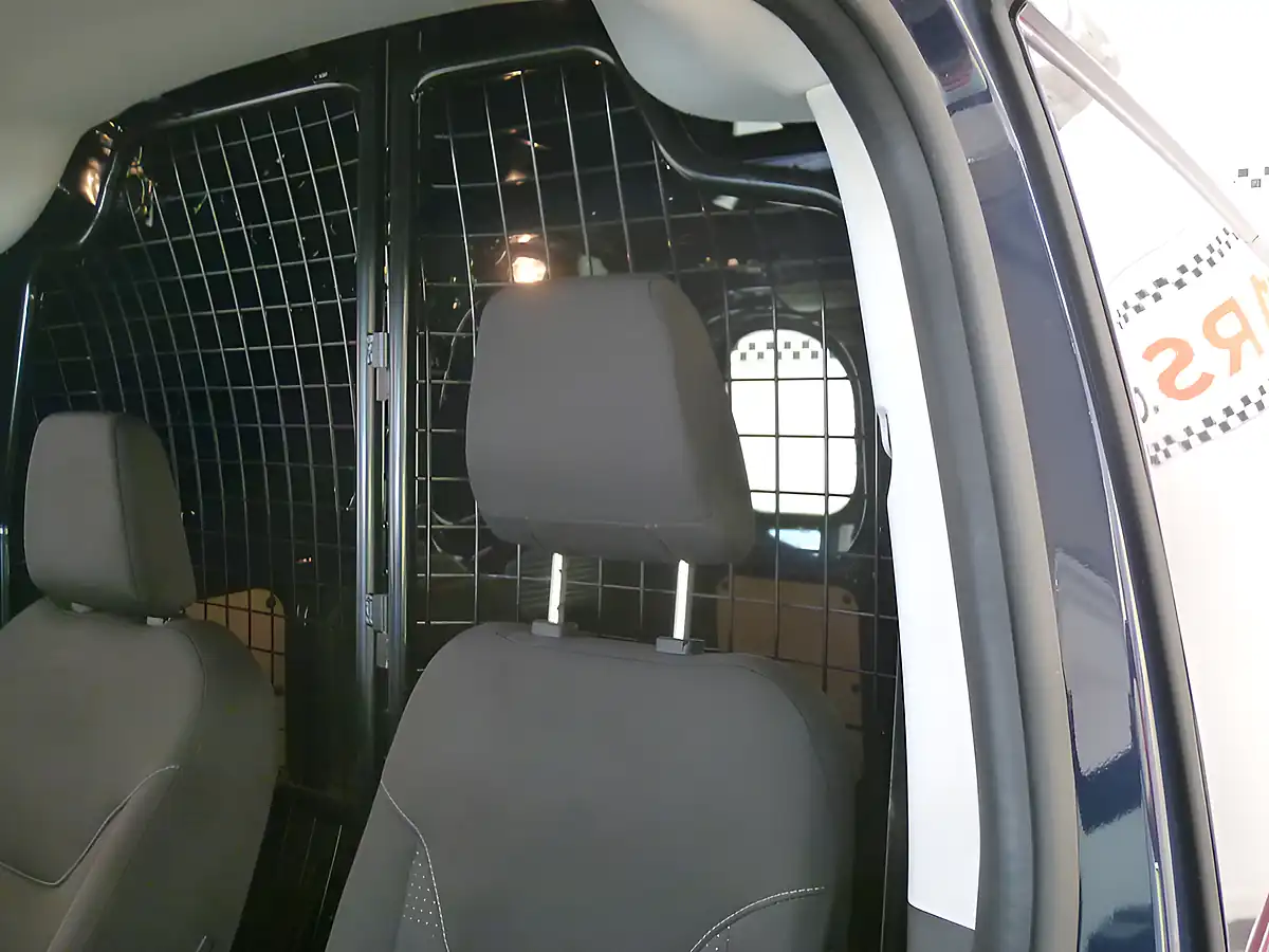 Used 2021 Ford Transit Courier Trend Blue - Interior and Exterior details 14