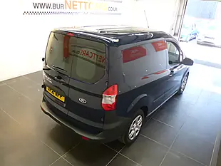 Used 2021 Ford Transit Courier Trend Blue - Interior and Exterior details 20