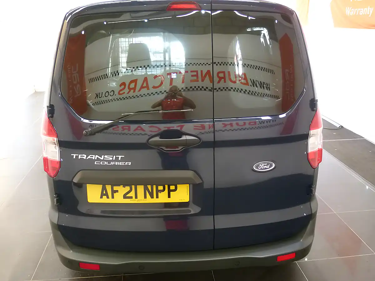 Used 2021 Ford Transit Courier Trend Blue - Interior and Exterior details 7