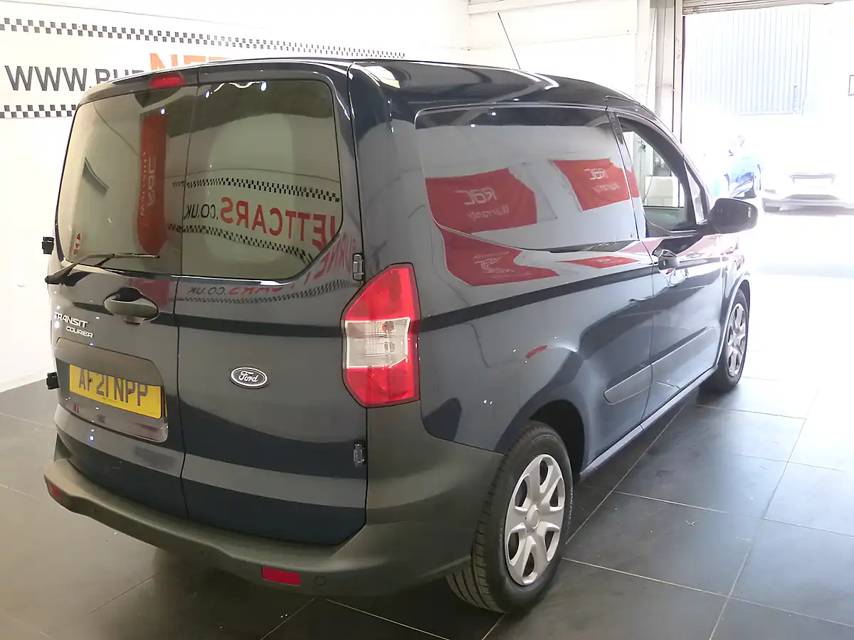 Used 2021 Ford Transit Courier Trend Blue - Interior and Exterior details 8