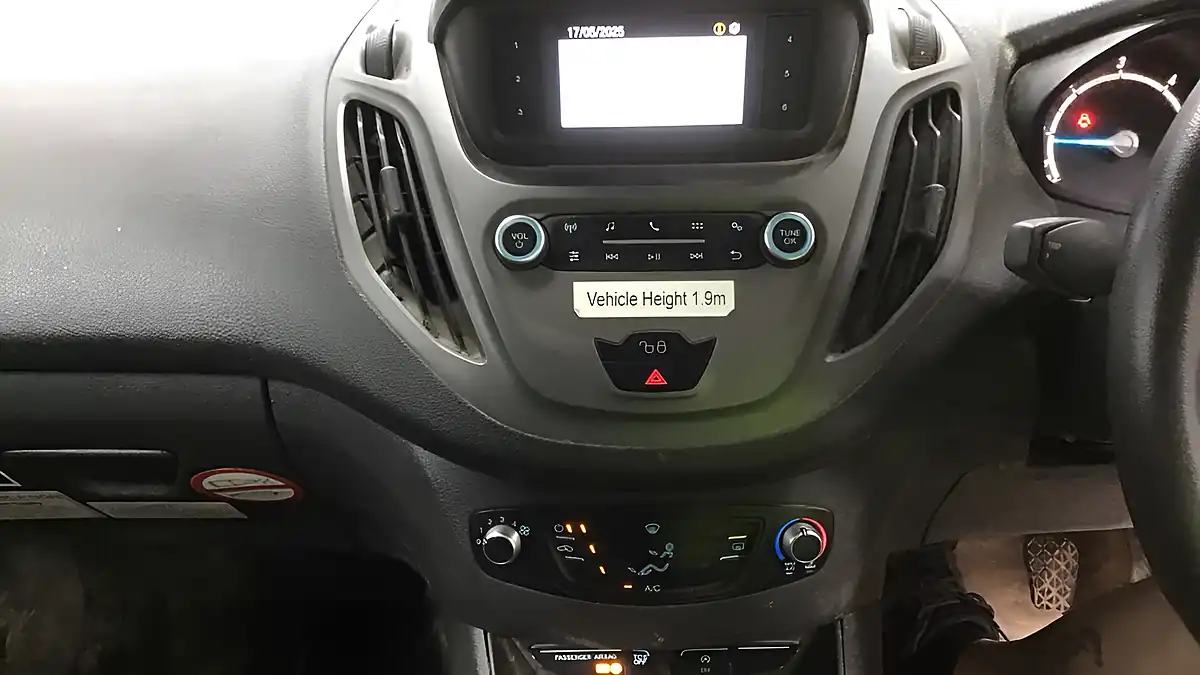 Used 2021 Ford Transit Courier Trend White - Interior and Exterior details 11