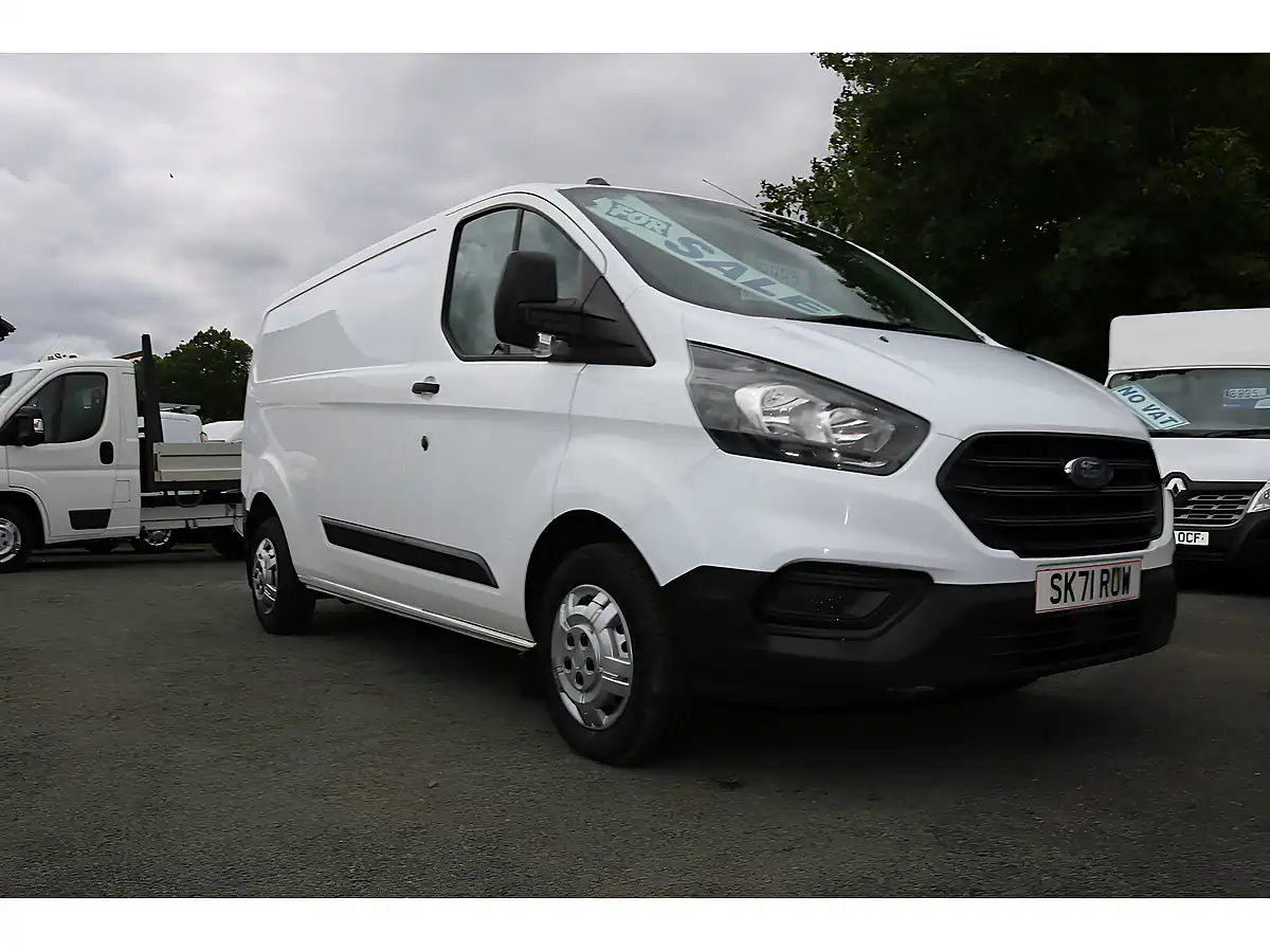 Used 2021 Ford Transit Custom 300 Leader P/V White - Interior and Exterior details 11