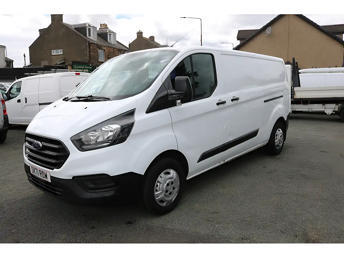 Used 2021 Ford Transit Custom 300 Leader P/V White - Interior and Exterior details 3