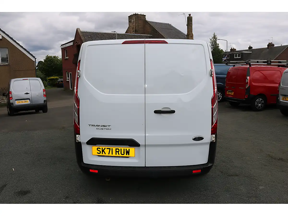 Used 2021 Ford Transit Custom 300 Leader P/V White - Interior and Exterior details 7