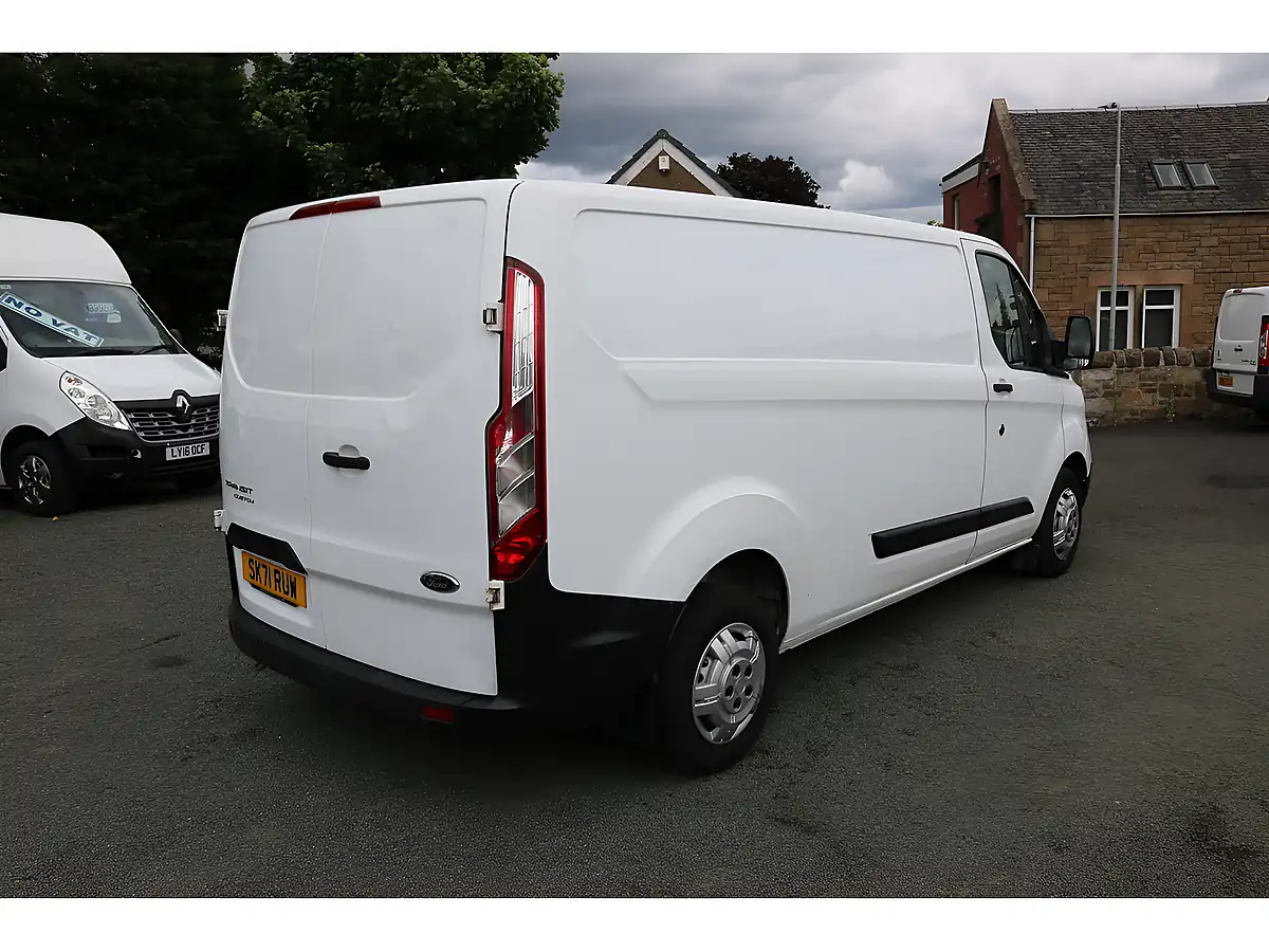 Used 2021 Ford Transit Custom 300 Leader P/V White - Interior and Exterior details 8