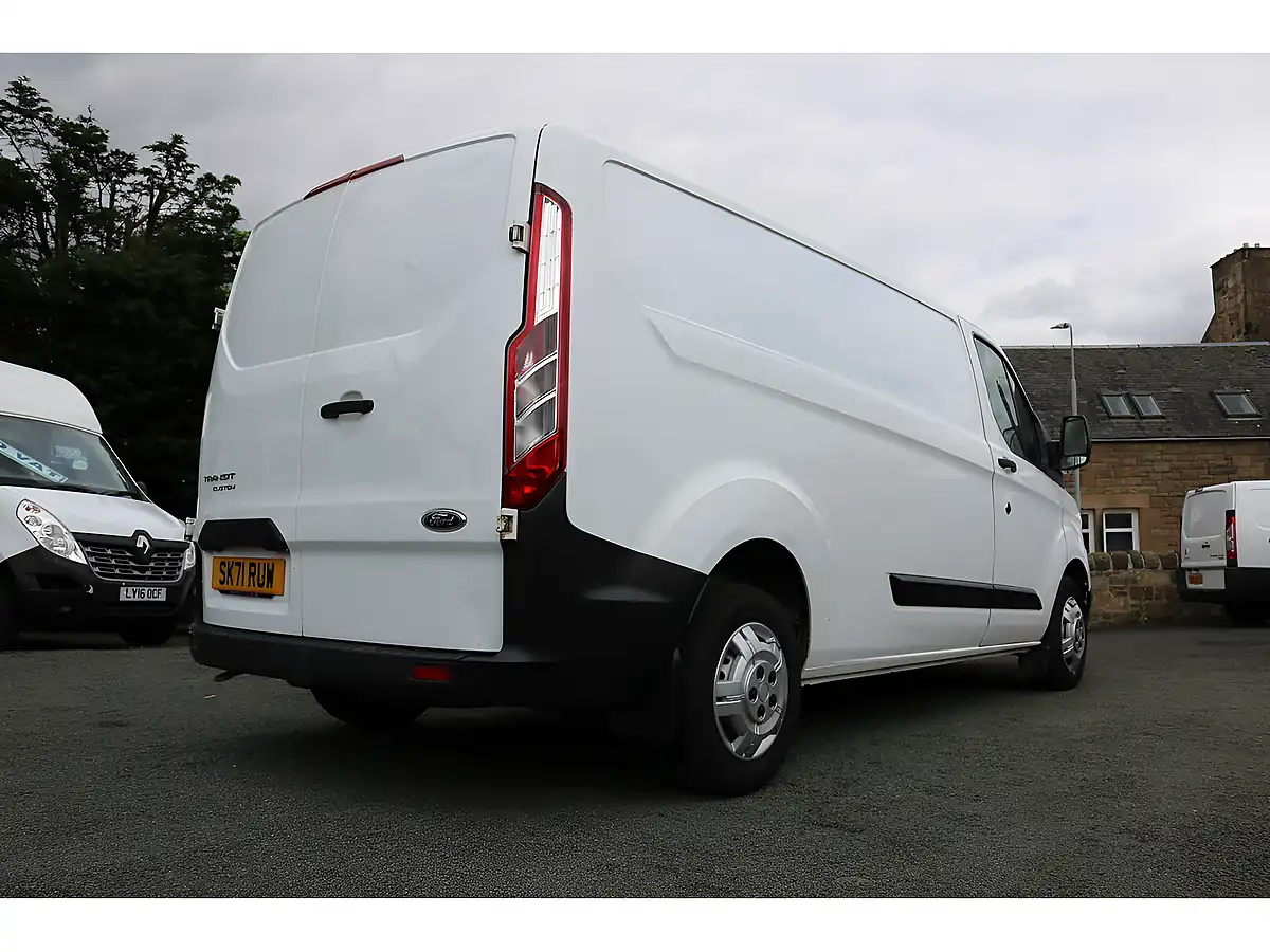 Used 2021 Ford Transit Custom 300 Leader P/V White - Interior and Exterior details 9